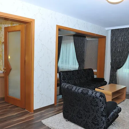 Eros ساندانسكي