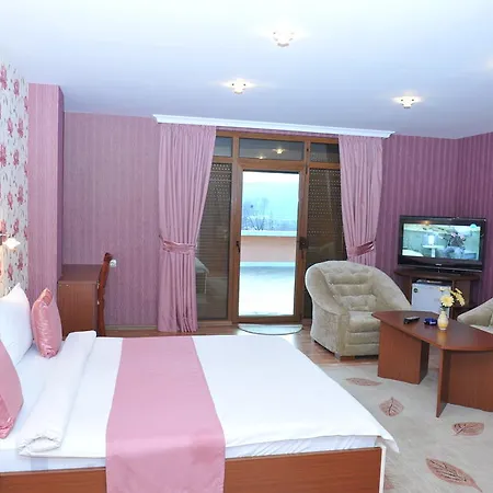 موتيل Eros ساندانسكي